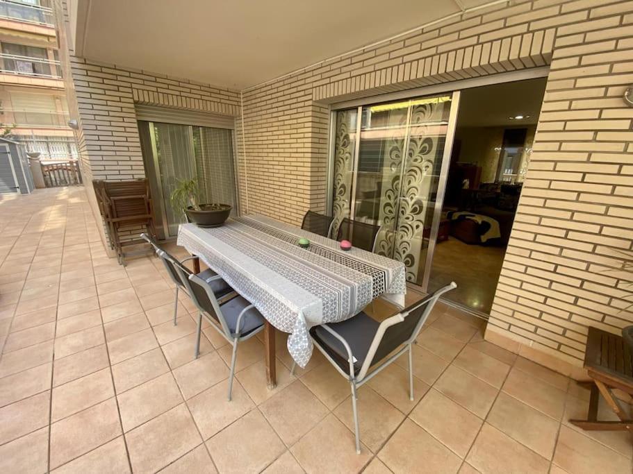 סאלו For A Stay Balears Beach מראה חיצוני תמונה
