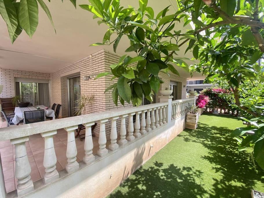סאלו For A Stay Balears Beach מראה חיצוני תמונה