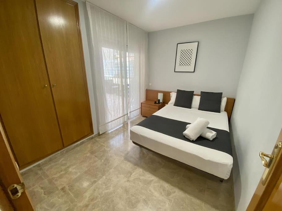סאלו For A Stay Balears Beach מראה חיצוני תמונה