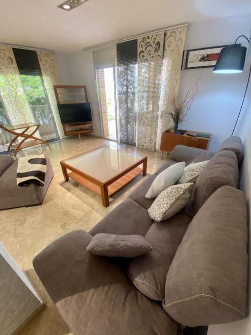 סאלו For A Stay Balears Beach מראה חיצוני תמונה