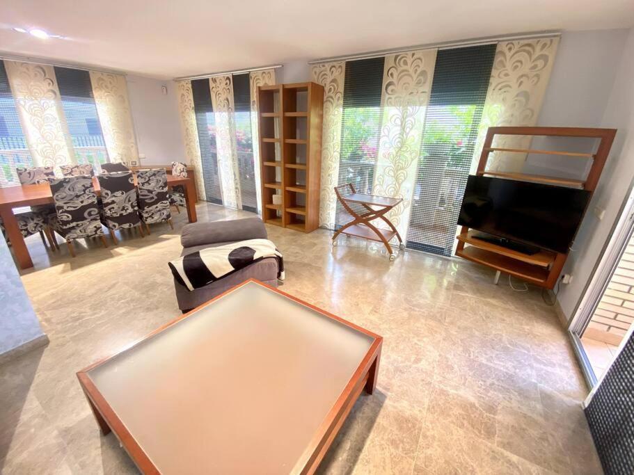 סאלו For A Stay Balears Beach מראה חיצוני תמונה
